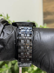 Sveston Washington Black Stainless Steel Men’s Watch – Day & Date | Premium Quartz